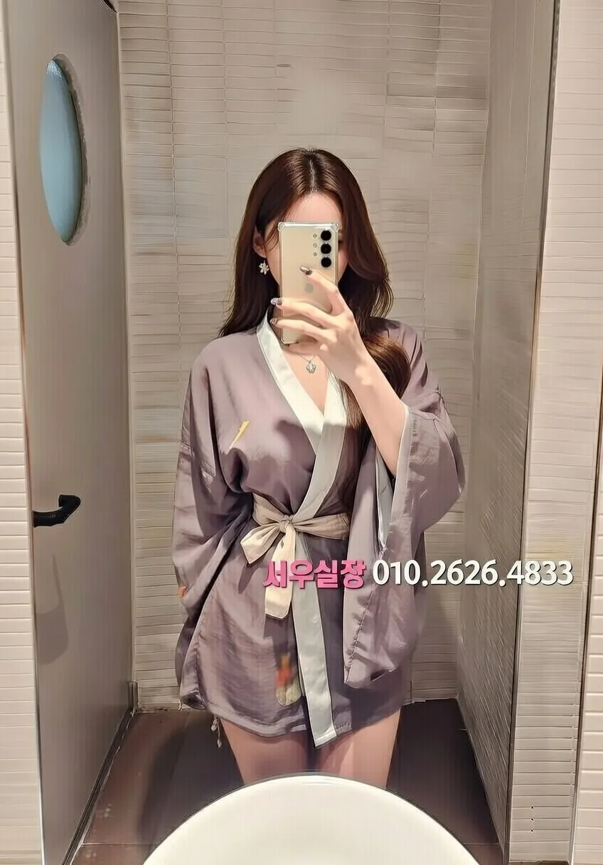 강원 다국적노래방 프리미엄 라인업 32번 프로필