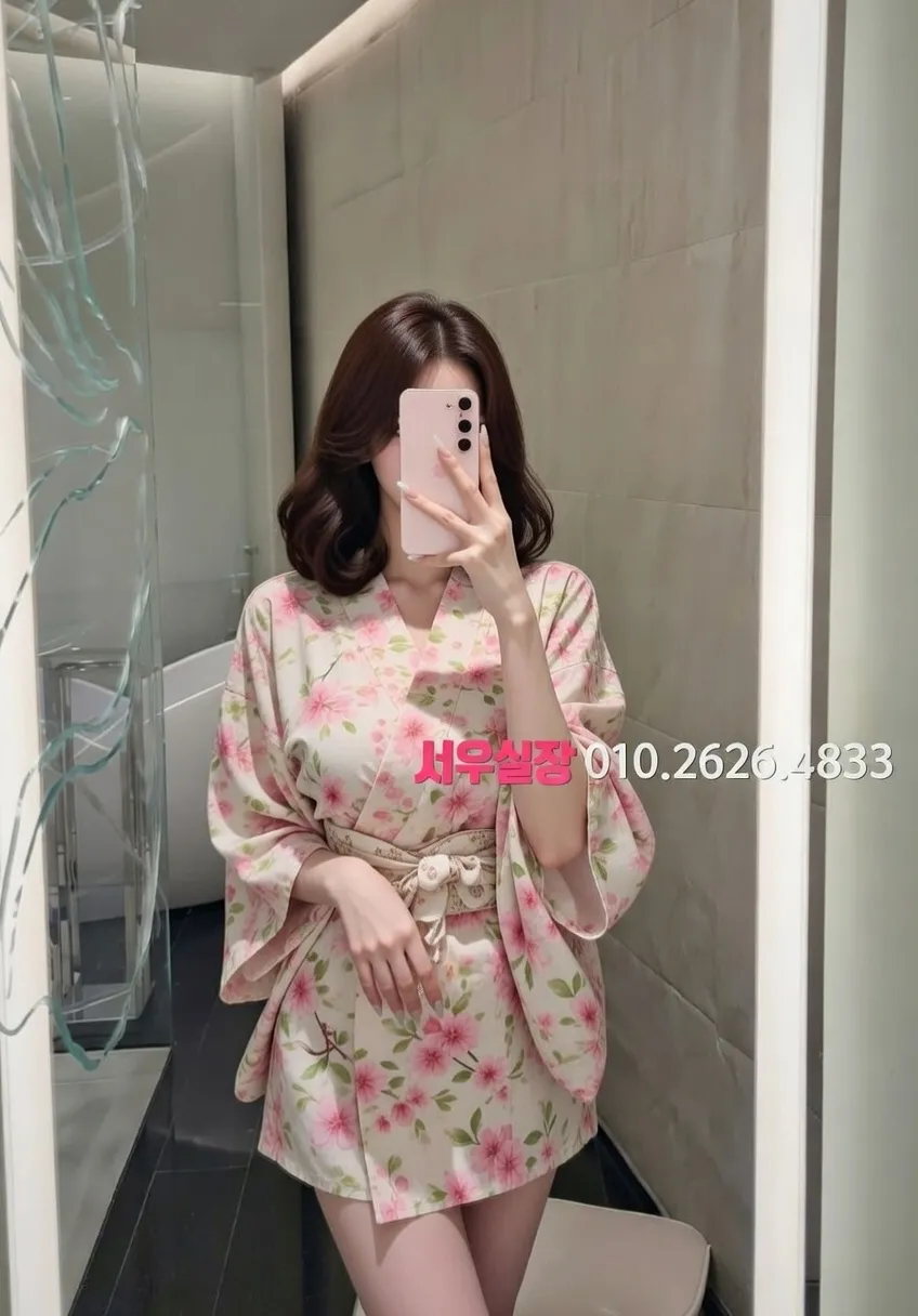 강원 다국적 프리미엄 라인업 3번 프로필